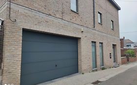 8 Chambres Privees Dans Une Villa De Partagee De 350M2
